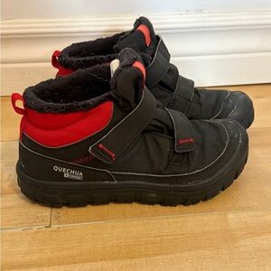 Quechua Kids Black and Red Snow Boots